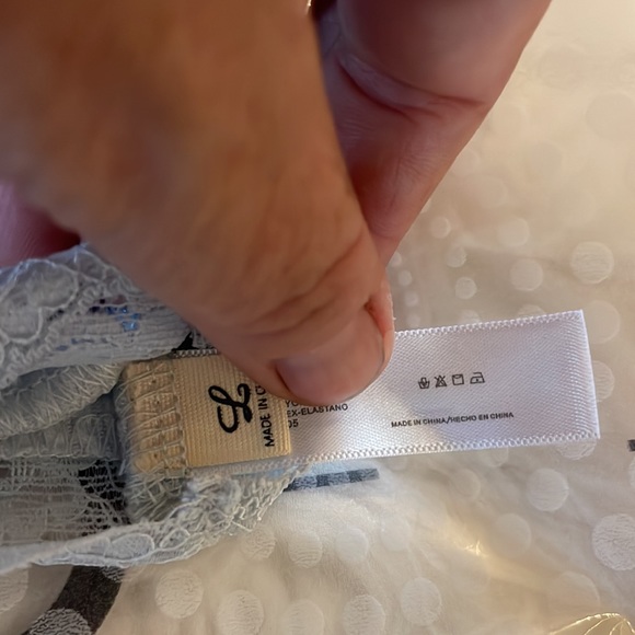 Light Sky Blue LACE BRALETTE IN light Blue - Picture 3 of 9